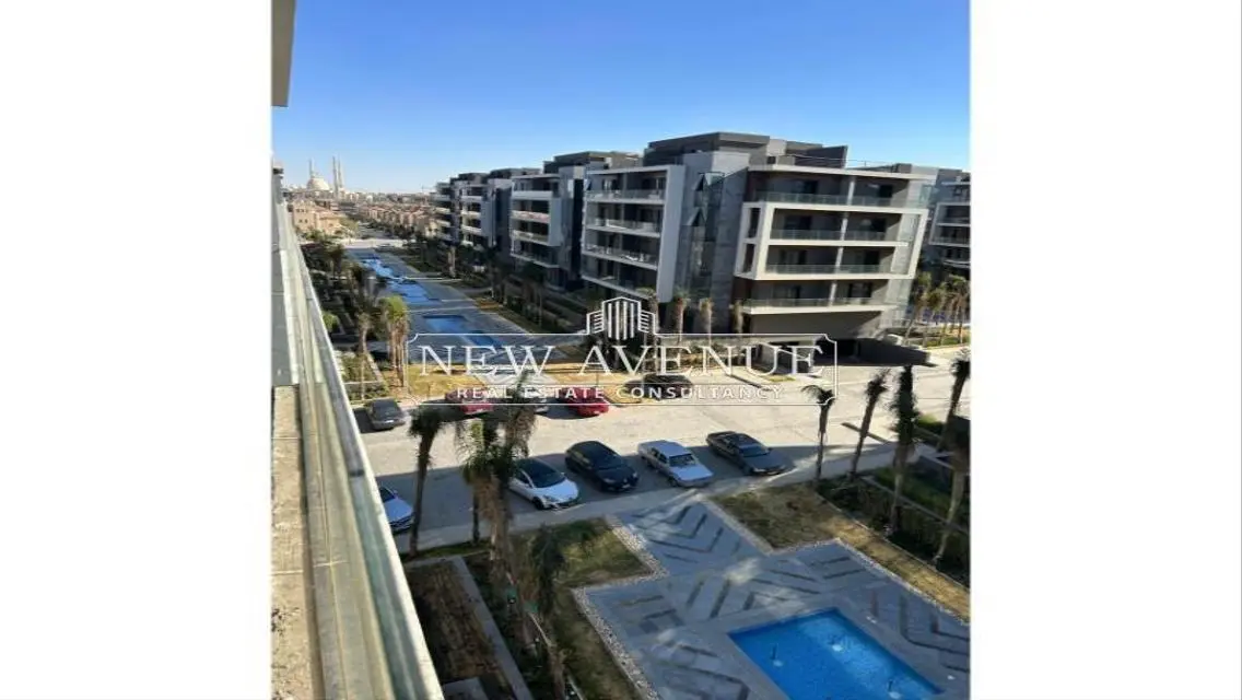 شقة فاخرة للبيع مع وسائل راحة فاخرة