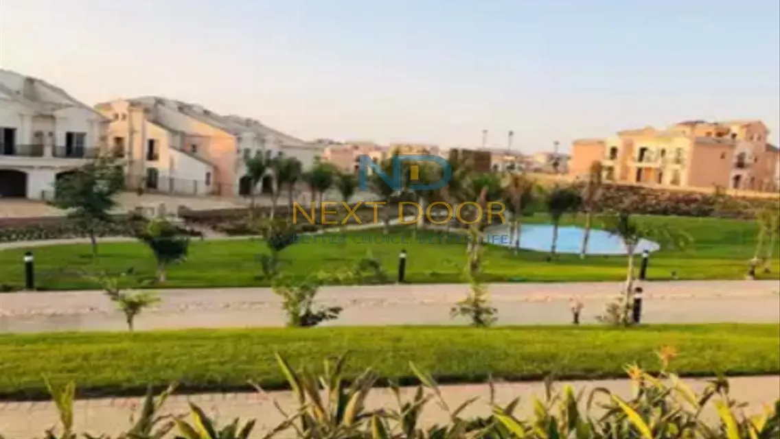 فيلا فاخرة للبيع بخدمات متكاملة