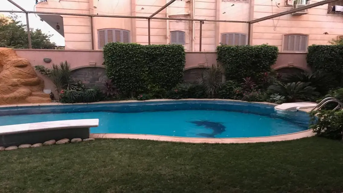 فيلا فاخرة مع مسبح خاص وحديقة خاصة