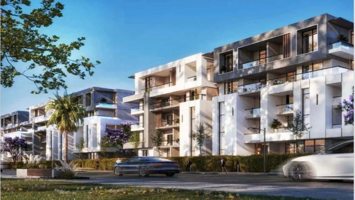 Luxurious Apartment with Spacious Private Garden