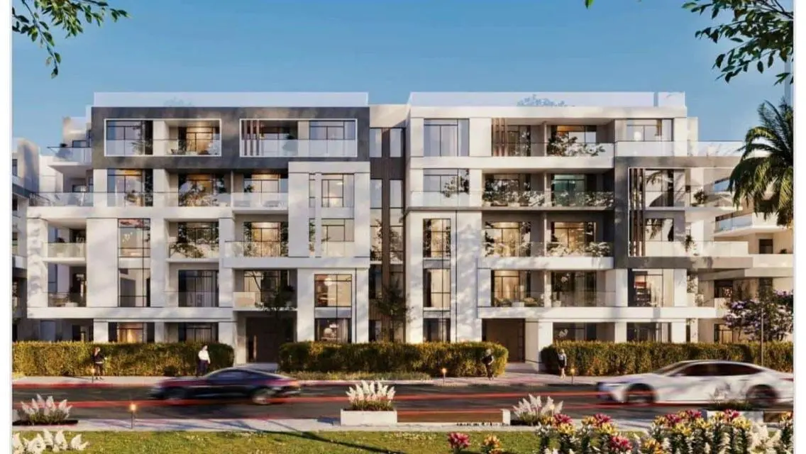 Luxurious Apartment with Spacious Private Garden