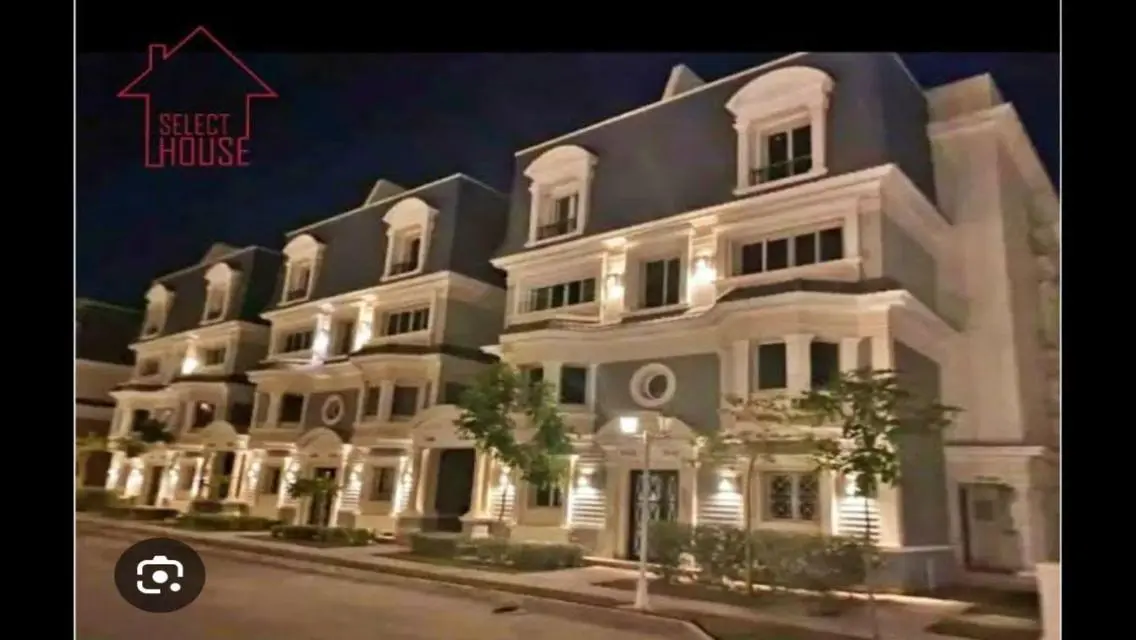 Luxury Apartment with Private Garden in the Heart of the City