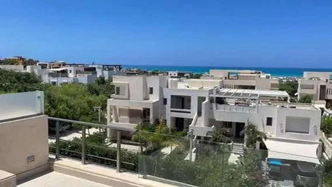 فرصة استثمارية مميزة في عقار فاخر