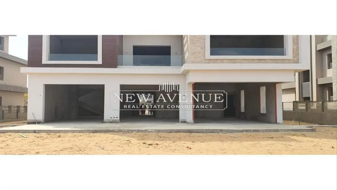 Luxury Apartment with Premium Amenities in a Prime Location