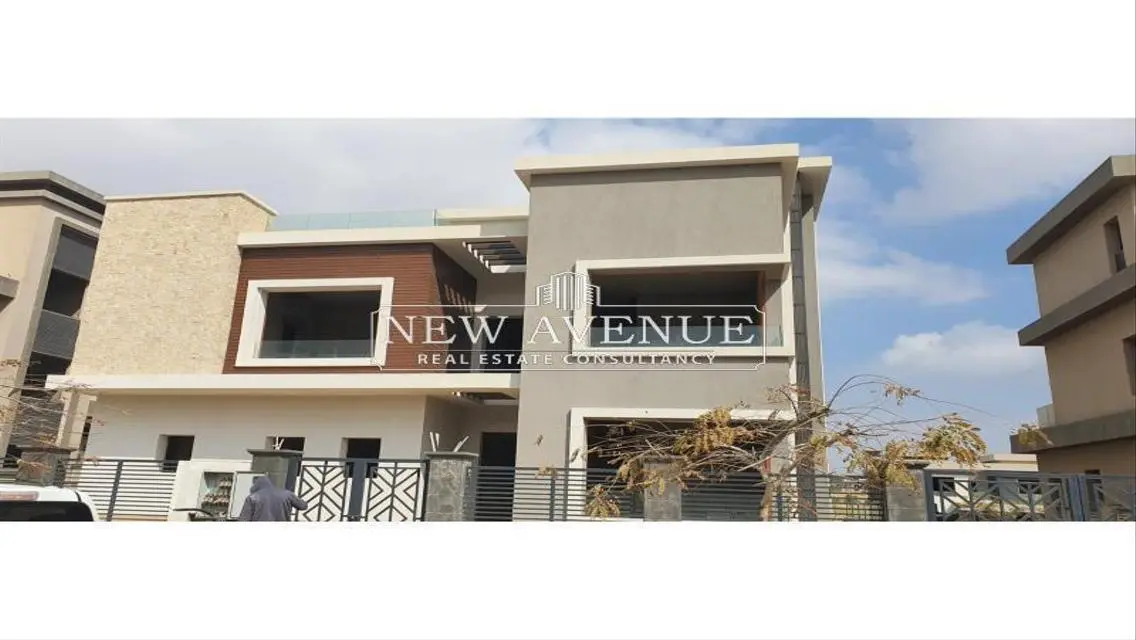 Luxury Apartment with Premium Amenities in a Prime Location