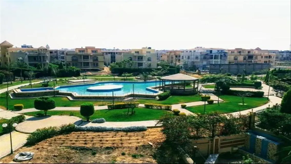 Luxury Villa for Sale with Maid and Study Rooms