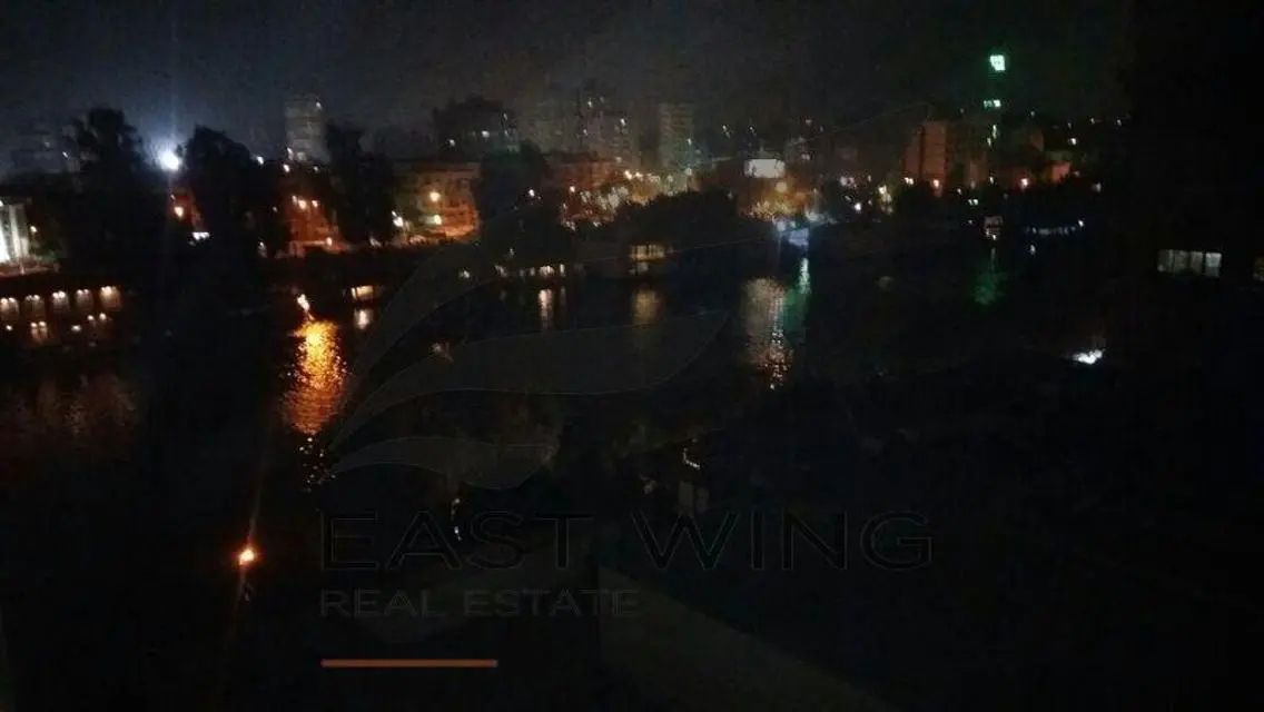 فيلا فاخرة مع إطلالة على البحيرات