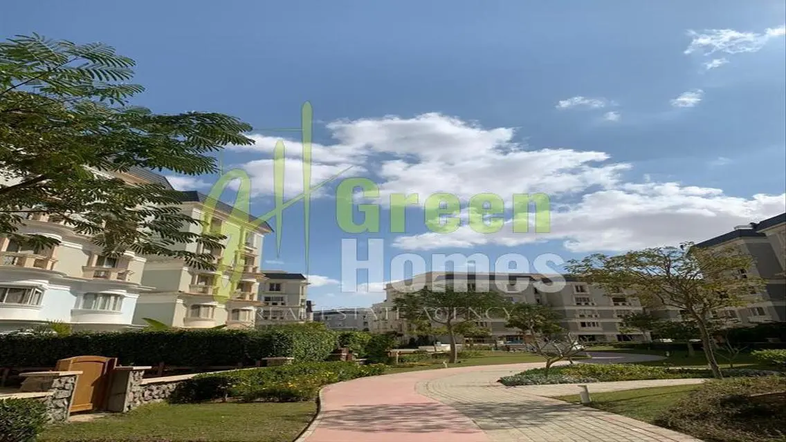Luxurious Green Home with Security Guard in 2016