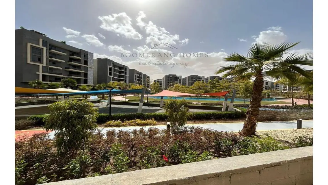 Luxury Villas for Sale in Sun Capital Compound, October