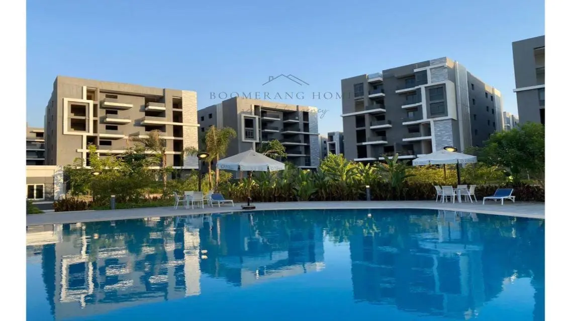 Luxury Villas for Sale in Sun Capital Compound, October