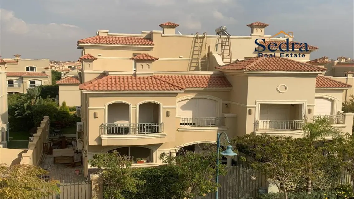 Luxury Apartment in Golden Square near the American University