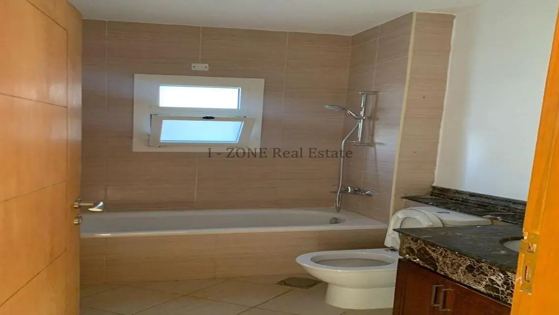 Luxury Apartment in I-Zone at an Attractive Price