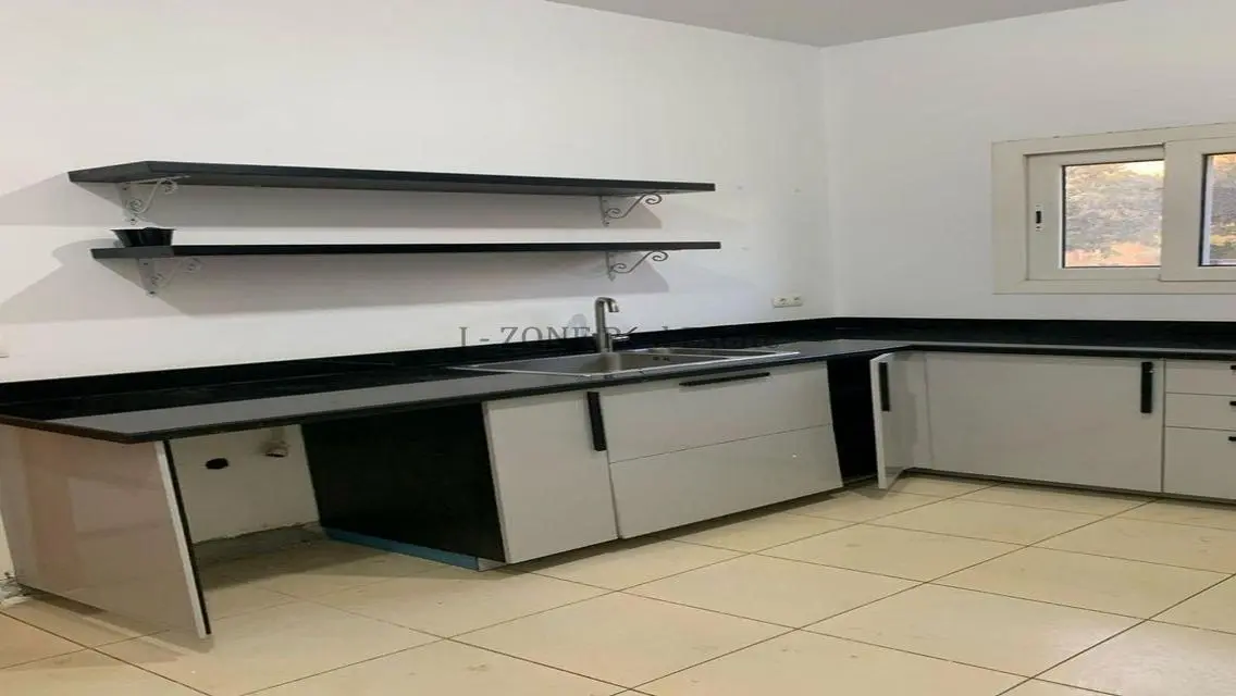 Luxury Apartment in I-Zone at an Attractive Price