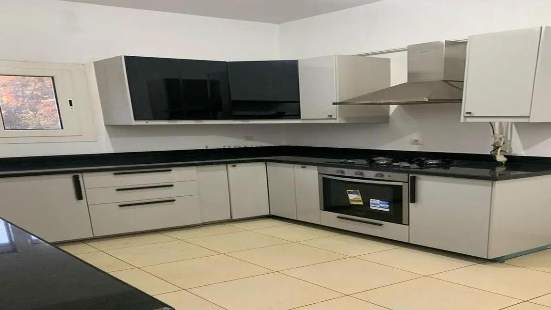 Luxury Apartment in I-Zone at an Attractive Price