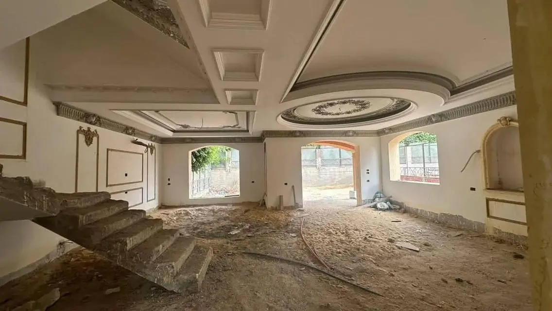 Luxury Villa for Sale with Spacious Features