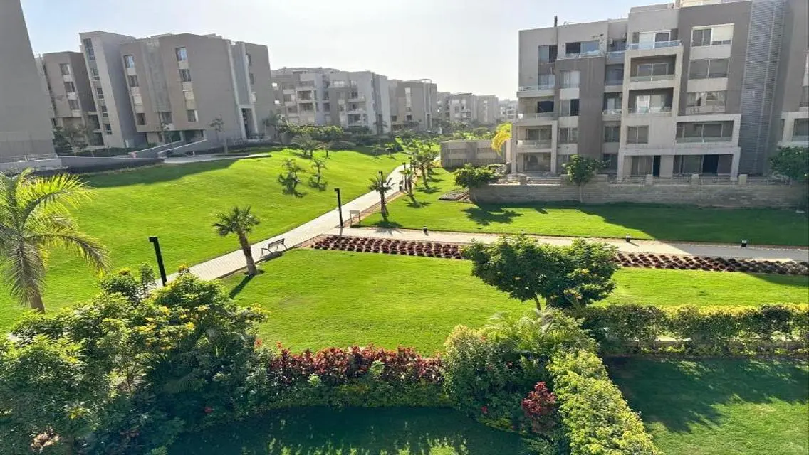 فرصة استثمارية رائعة في عقار بمساحة متر