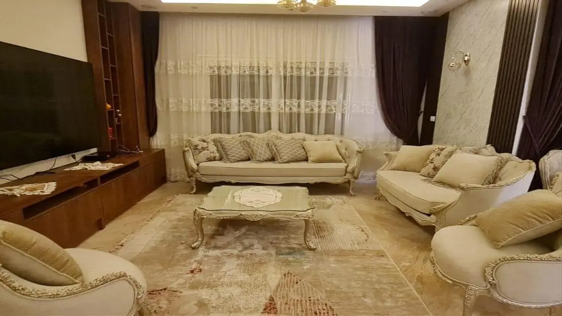 Stunning Villa with Private Garden and Pool for Rent