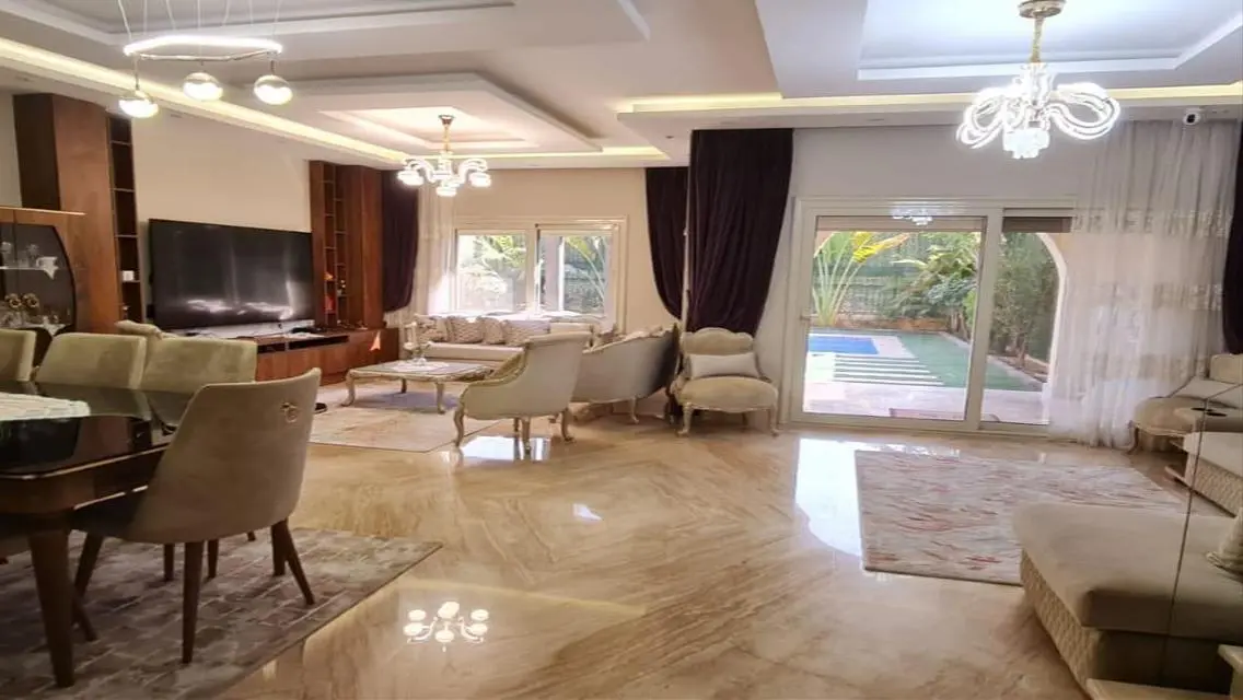Stunning Villa with Private Garden and Pool for Rent