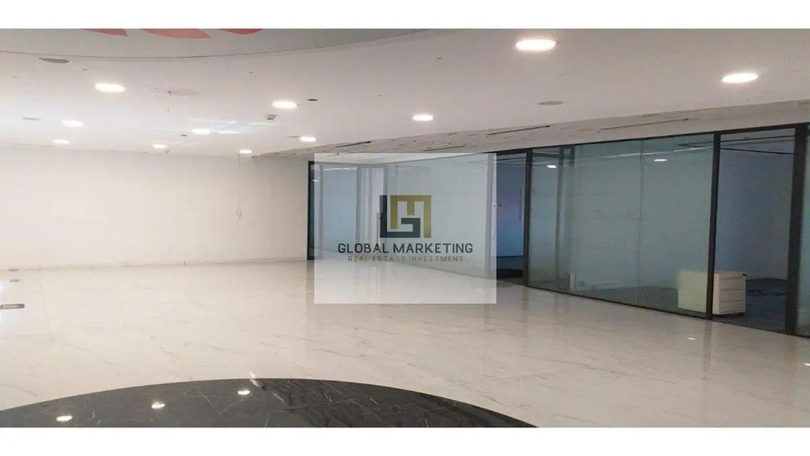 Stunning 600 sqm Apartment for Rent