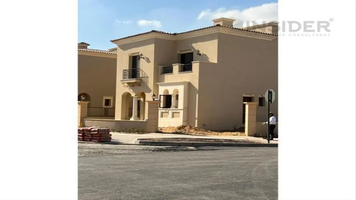 Luxury Apartment for Sale with Stunning Views and Spacious Area