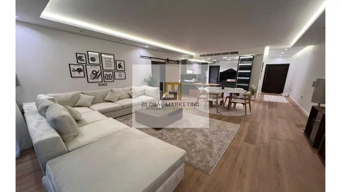 Luxury 290 sqm Apartment in Compound Sodic, East New Cairo