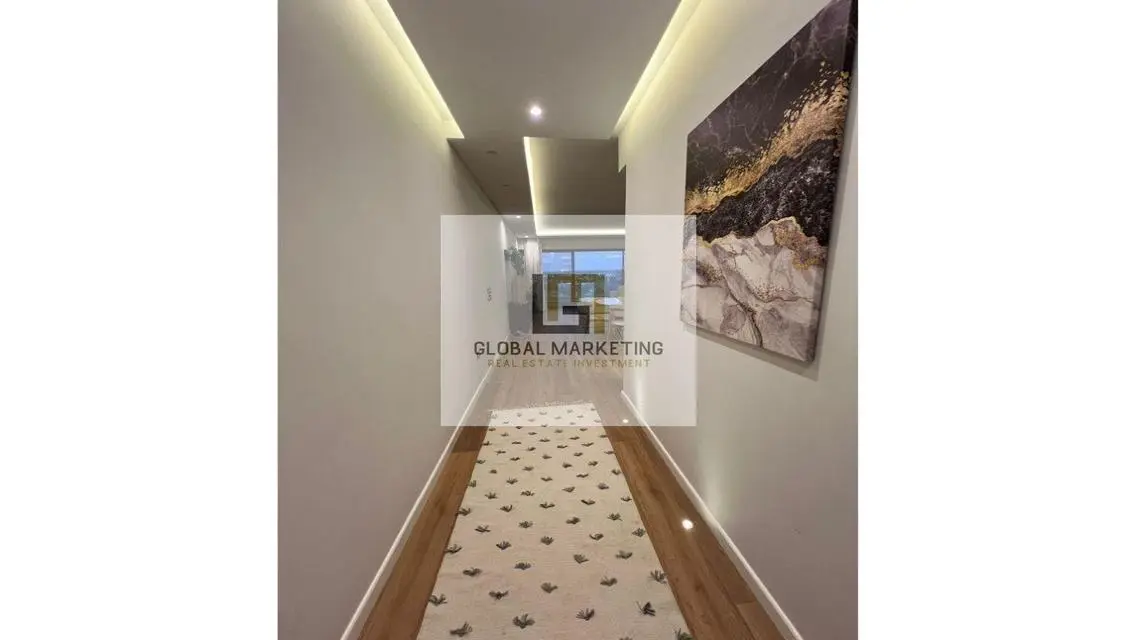 Luxury 290 sqm Apartment in Compound Sodic, East New Cairo