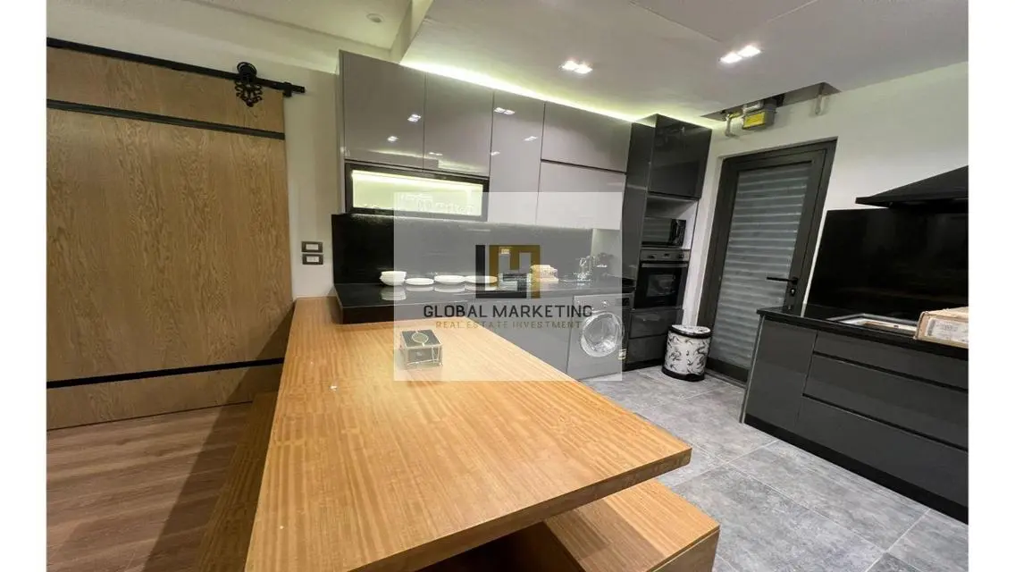 Luxury 290 sqm Apartment in Compound Sodic, East New Cairo
