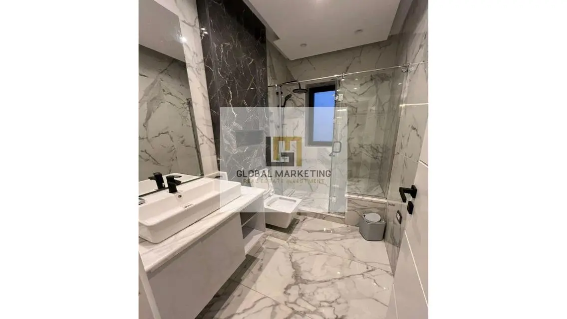Luxury 290 sqm Apartment in Compound Sodic, East New Cairo