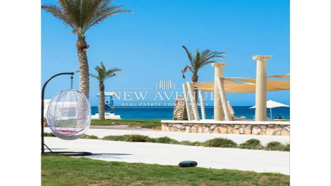 Luxury Apartment for Sale with Spacious Area in City Center
