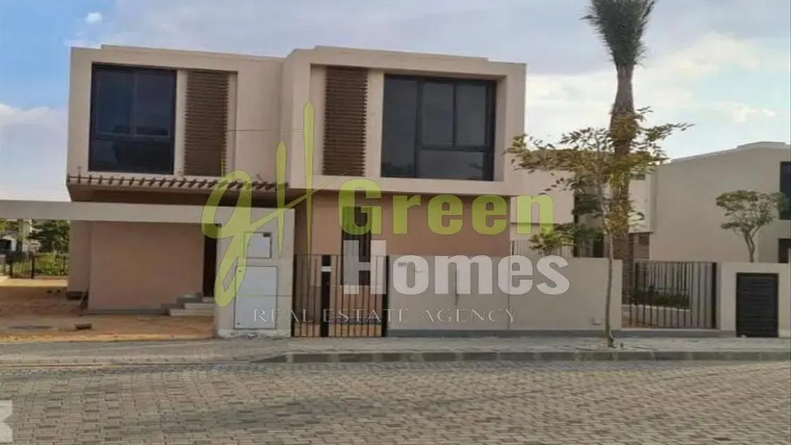 Modern Green Home with 340 sqm Space