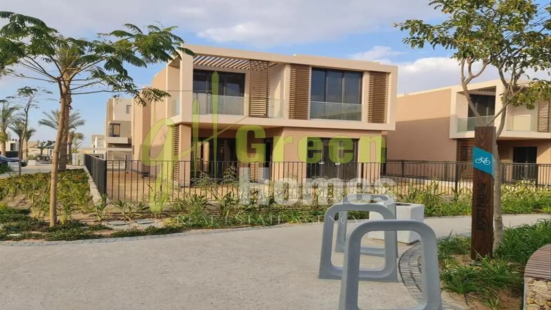 Modern Green Home with 340 sqm Space