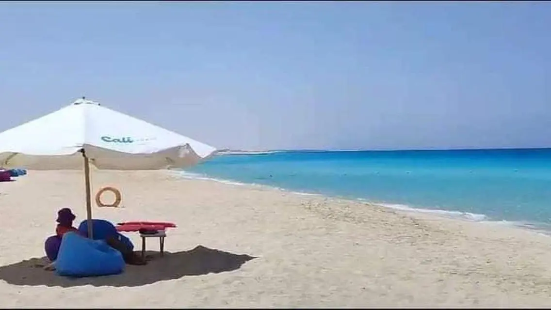 Luxury Apartment with Security Guard and Covered Parking