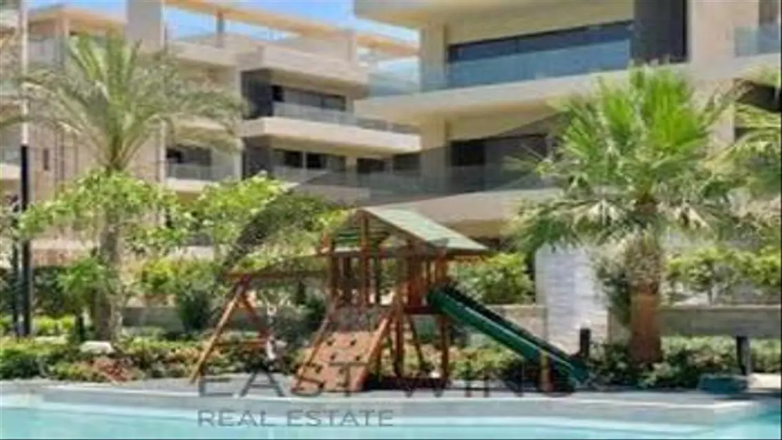 Lake View Residence - A Fantastic Living Opportunity