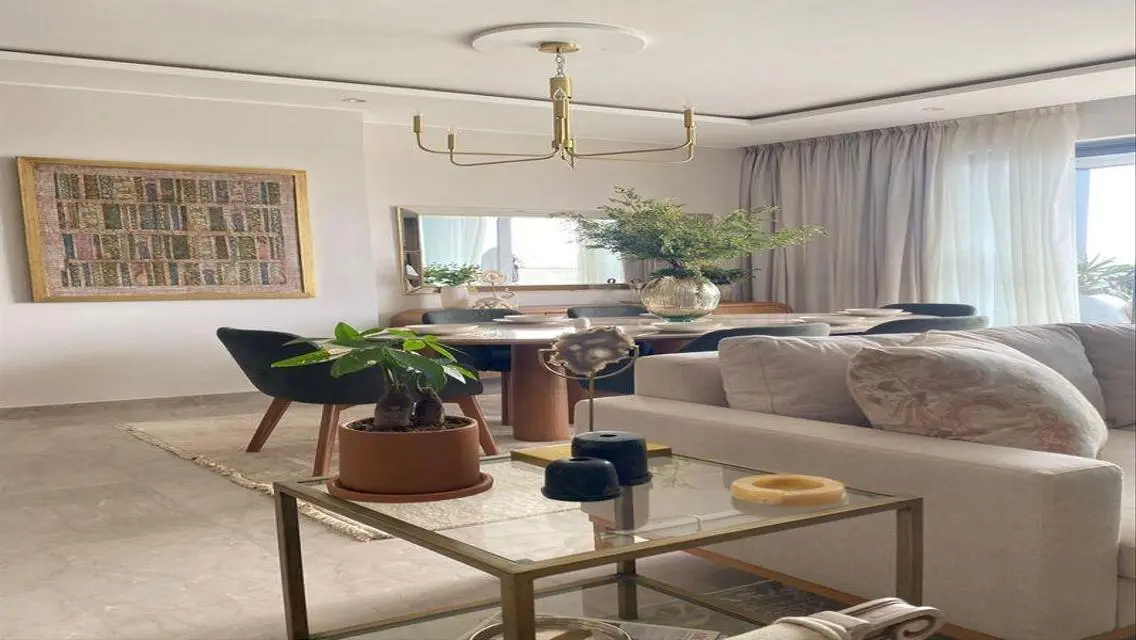 Villa فاخرة بمساحة واسعة وإطلالة رائعة