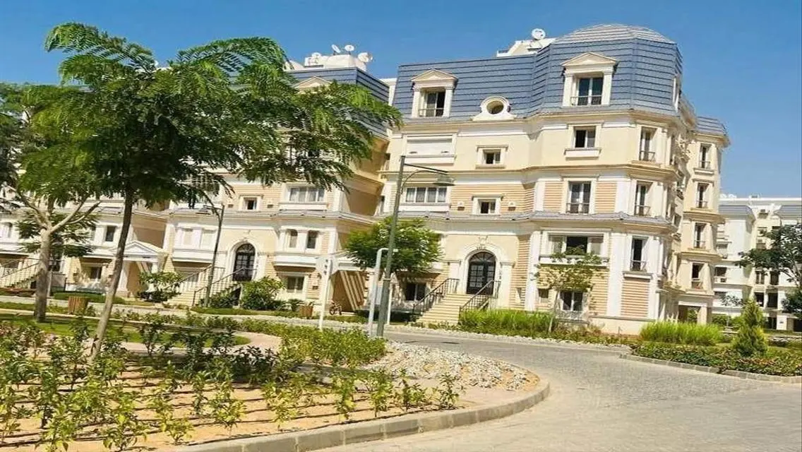 شقة فاخرة بوسائل راحة مميزة للبيع