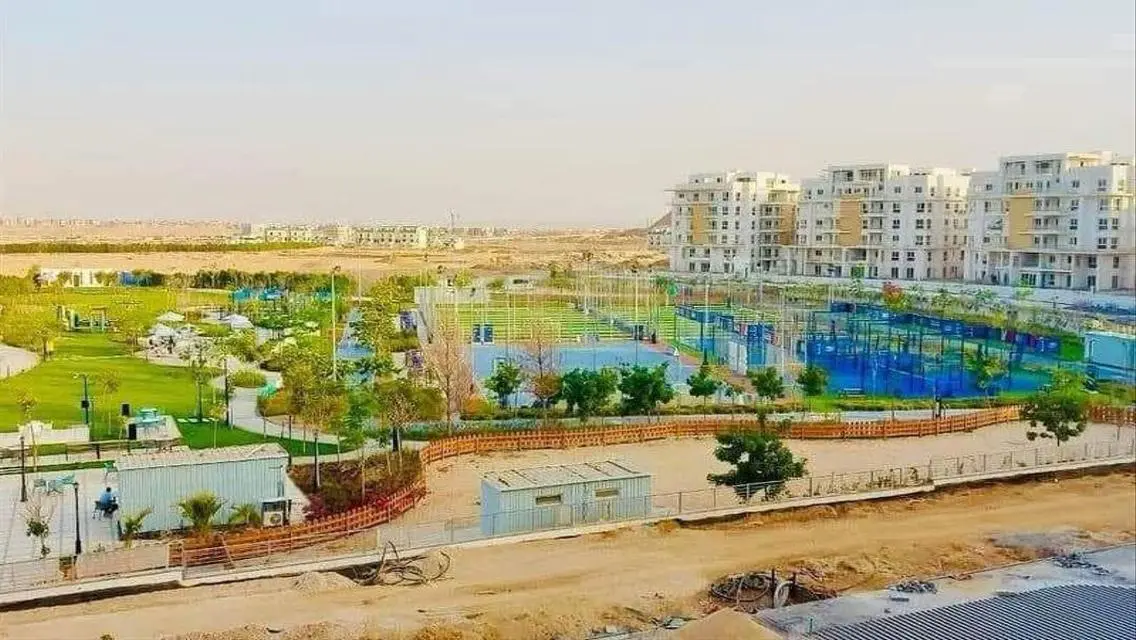 شقة فاخرة بوسائل راحة مميزة للبيع
