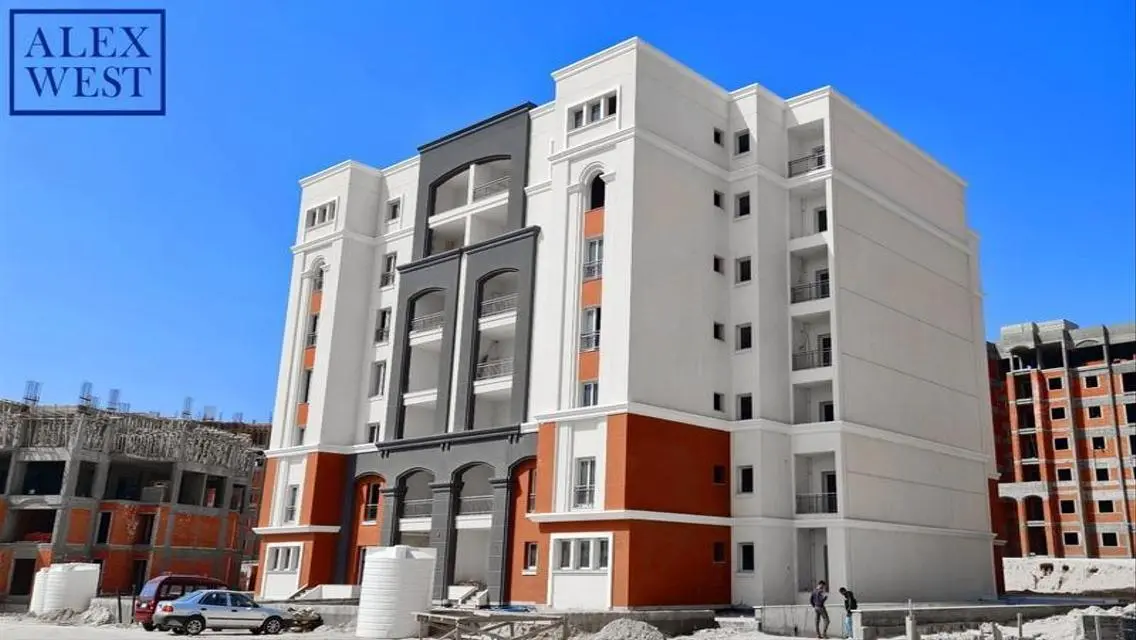 Luxurious Apartment in a Quiet Community