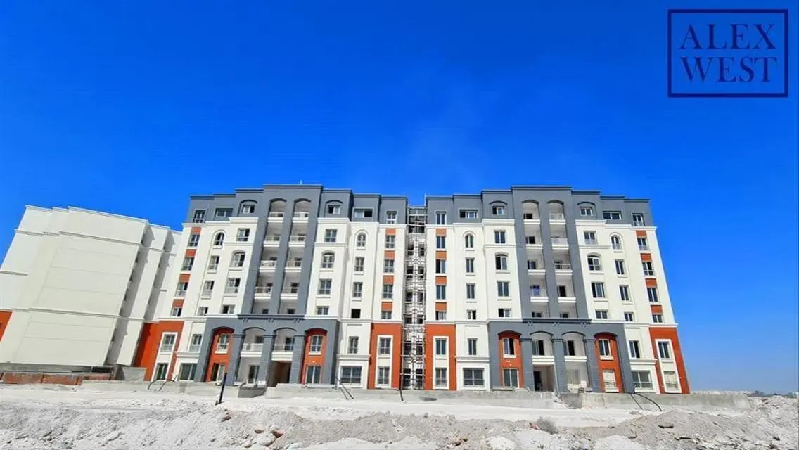 Luxurious Apartment in a Quiet Community