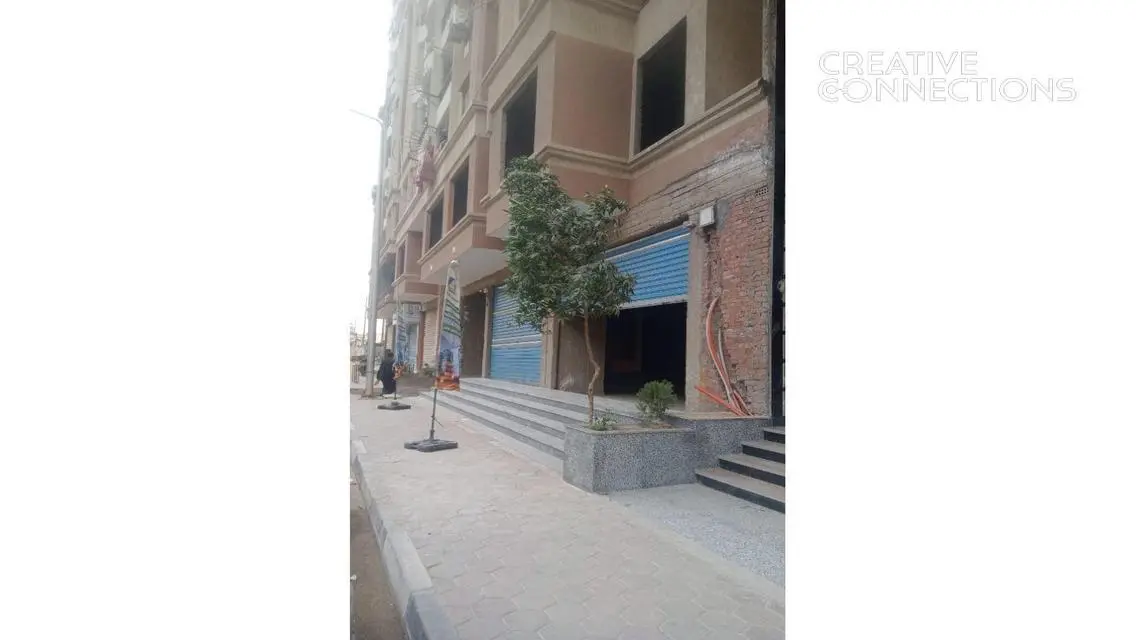 عقار فاخر للإيجار