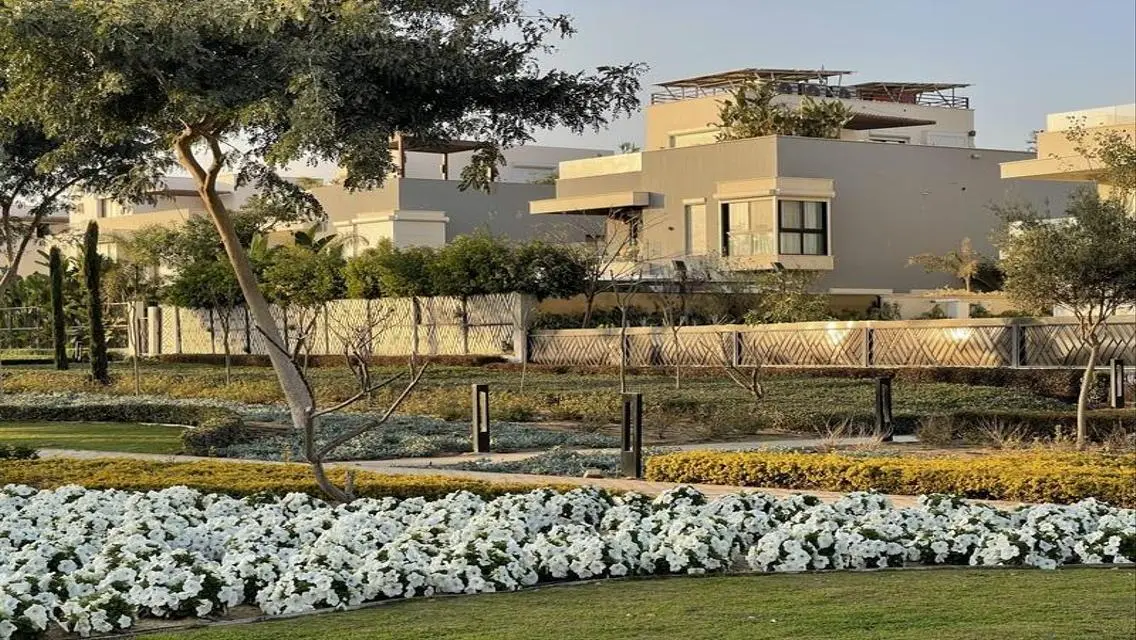 Luxury Villa for Sale with Expansive Space