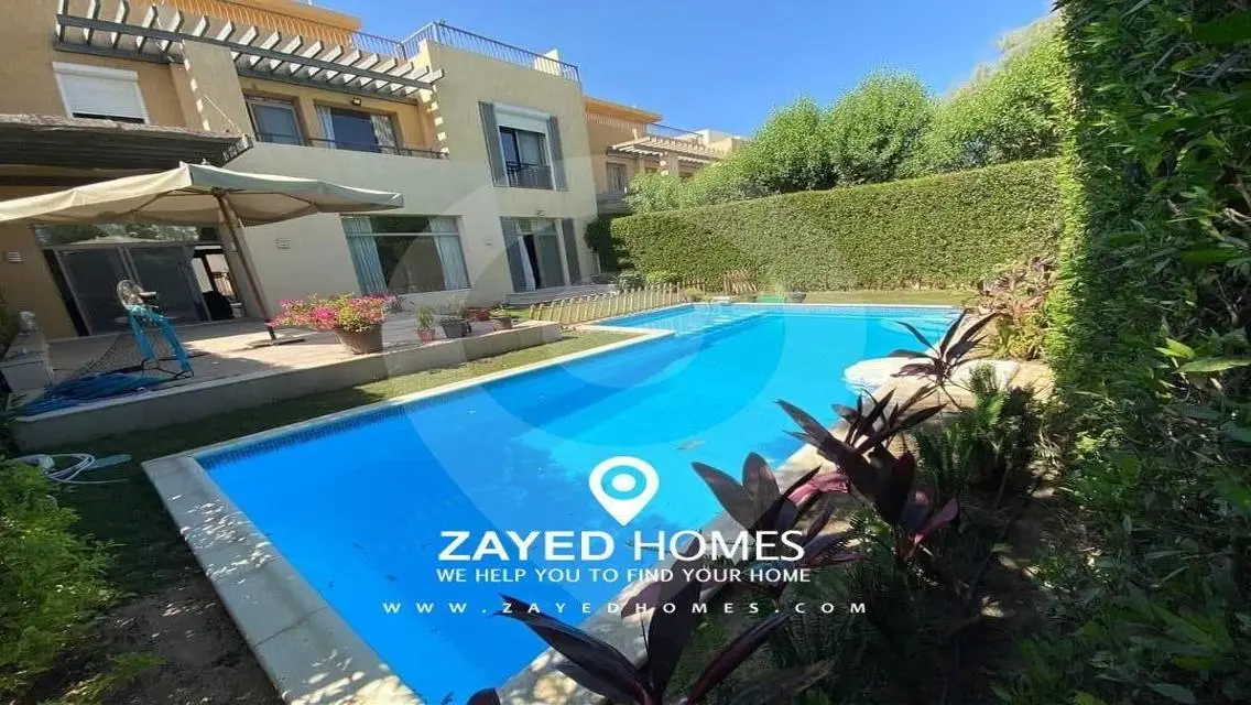 Luxury Villa with Private Garden and Pool