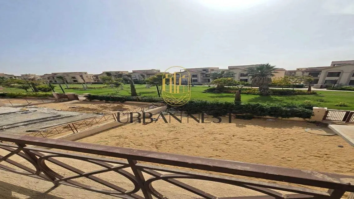 Luxury Villa with Private Garden and Terrace