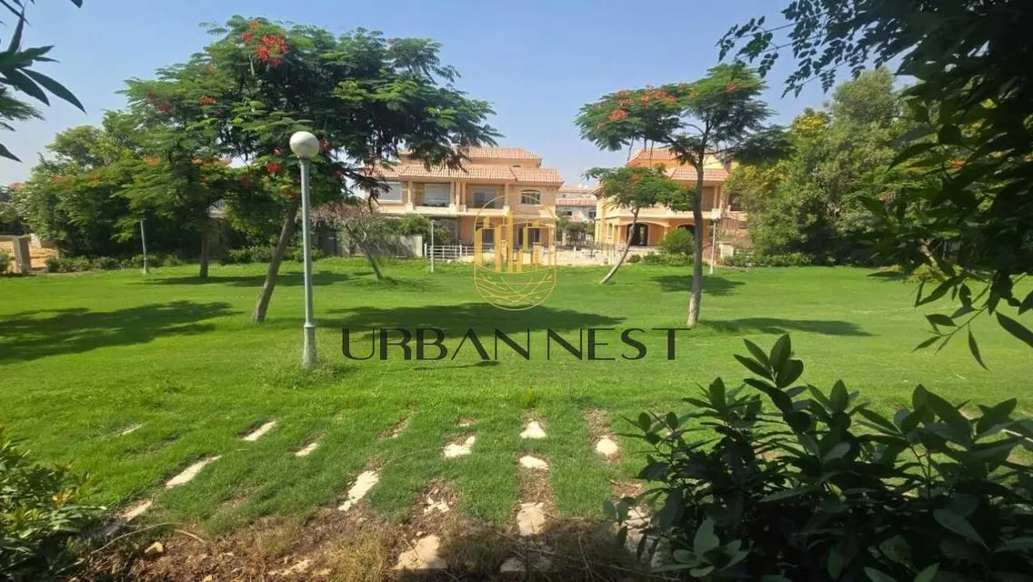 Luxury Villa with Private Garden and Terrace