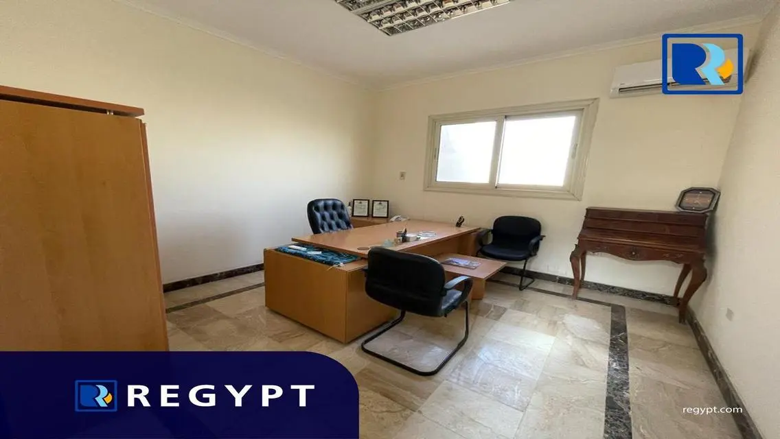 Luxury Apartment 300 sqm with Meeting Room