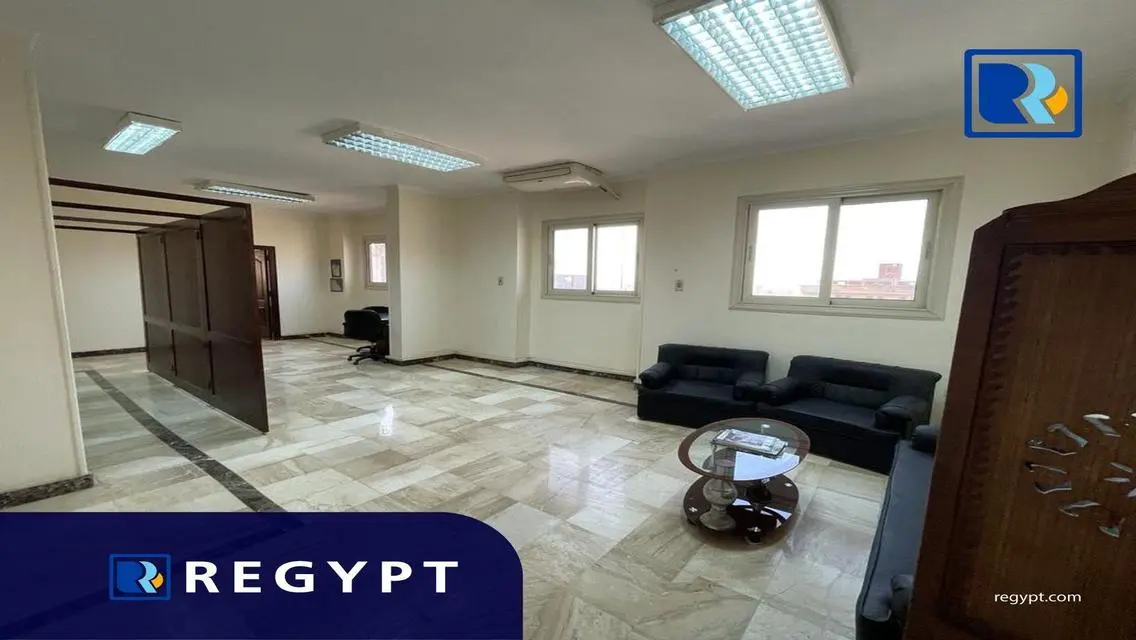 Luxury Apartment 300 sqm with Meeting Room