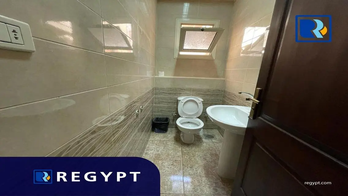 Luxury Apartment 300 sqm with Meeting Room