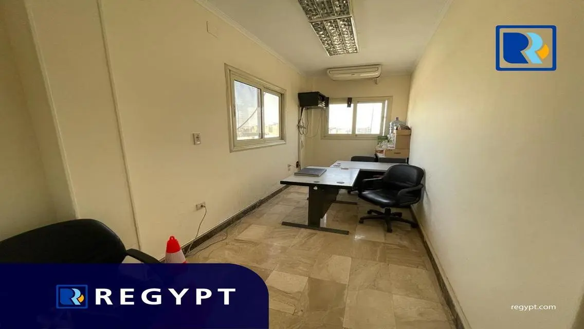 Luxury Apartment 300 sqm with Meeting Room