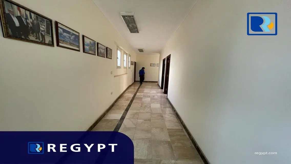 Luxury Apartment 300 sqm with Meeting Room