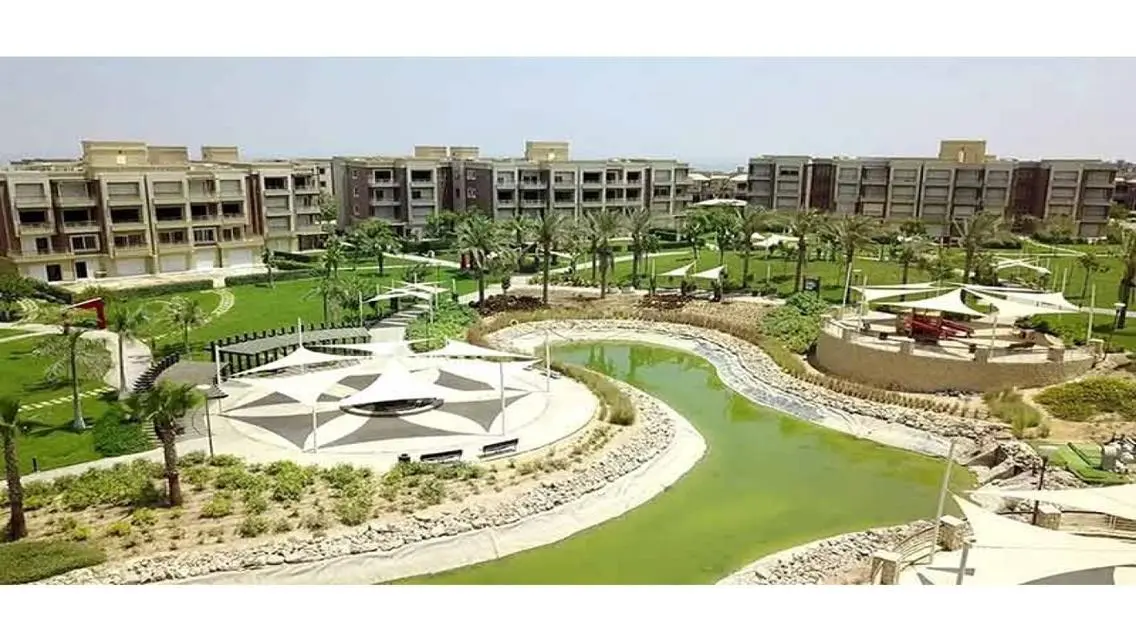 فيلا فخمة مع مسبح مشترك وغرفة دراسة