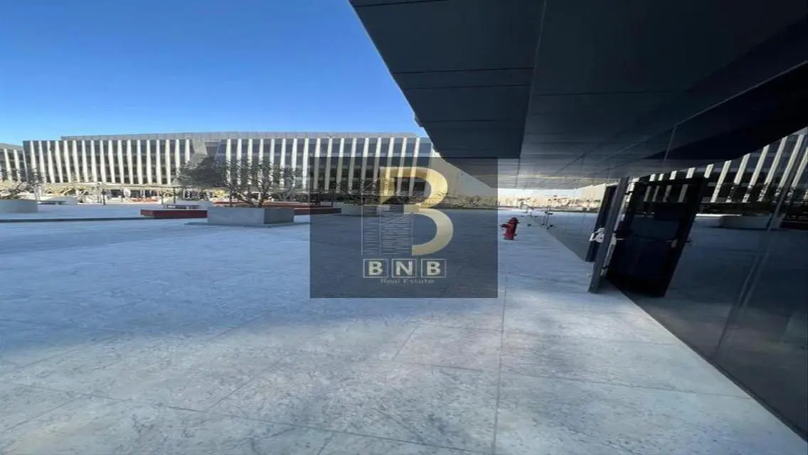 Luxurious Commercial Office Space of 1500 sqm